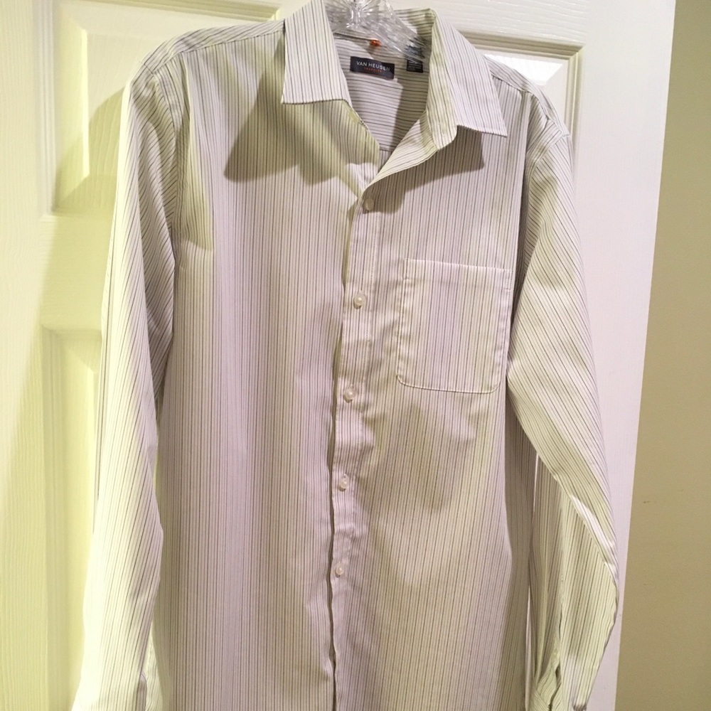Van Heusen Traveler Shirt